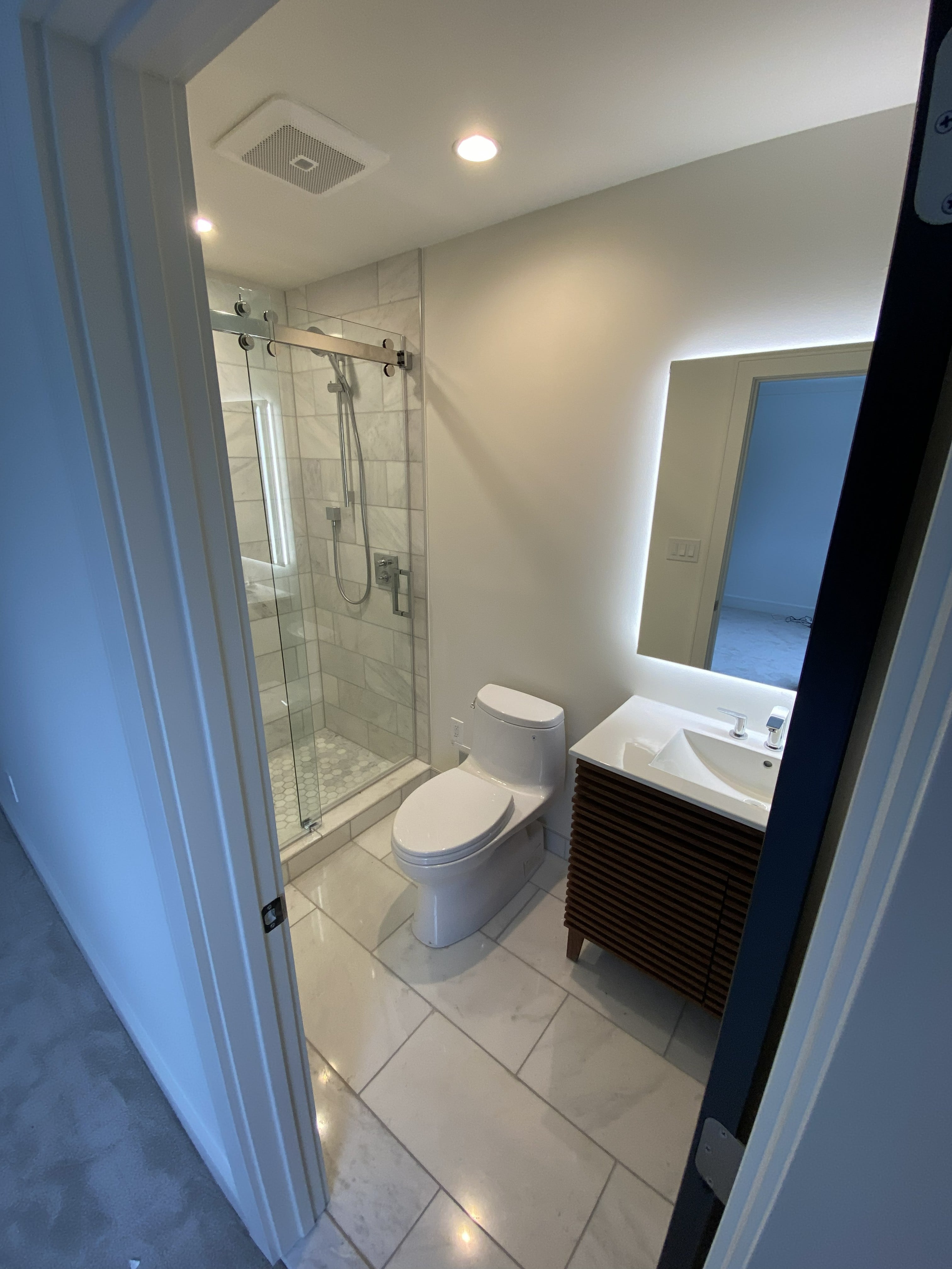 Modern Bathroom Renovation : Glass Shower & Walnut Vanity